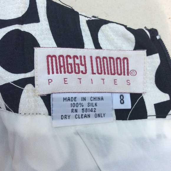 Black and white dress - Picture 7 of 7